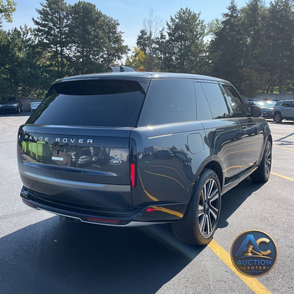 2023 Land Rover Range Rover P530 SE