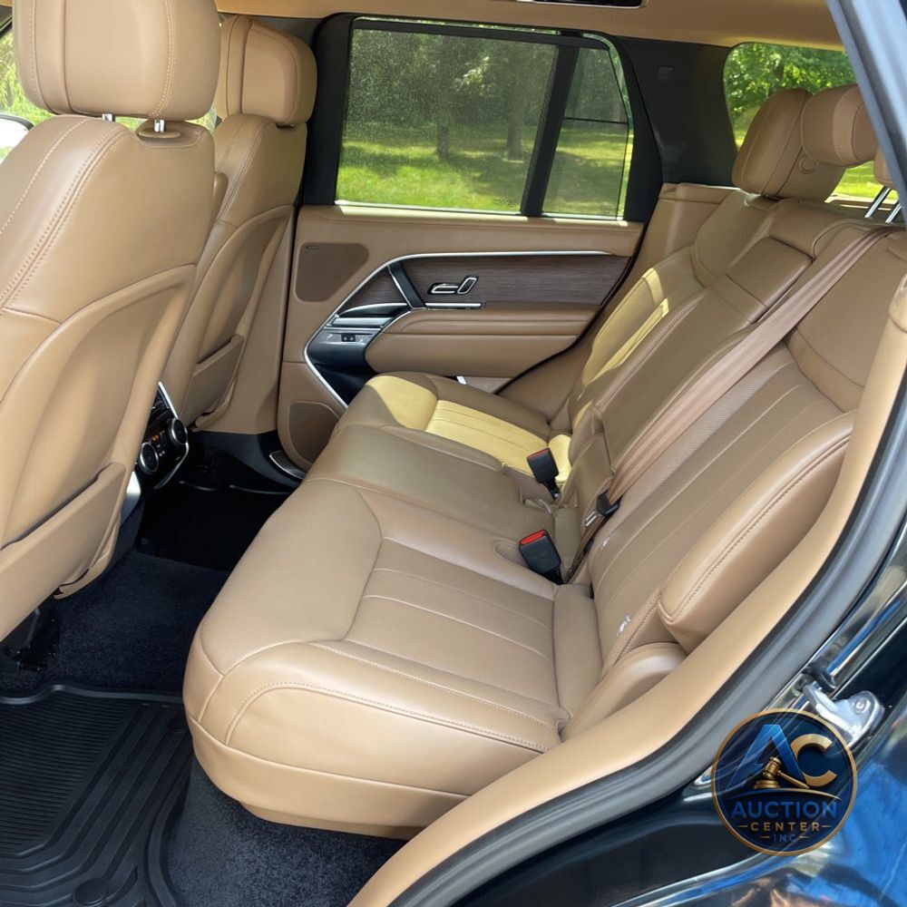 2023 Land Rover Range Rover SE