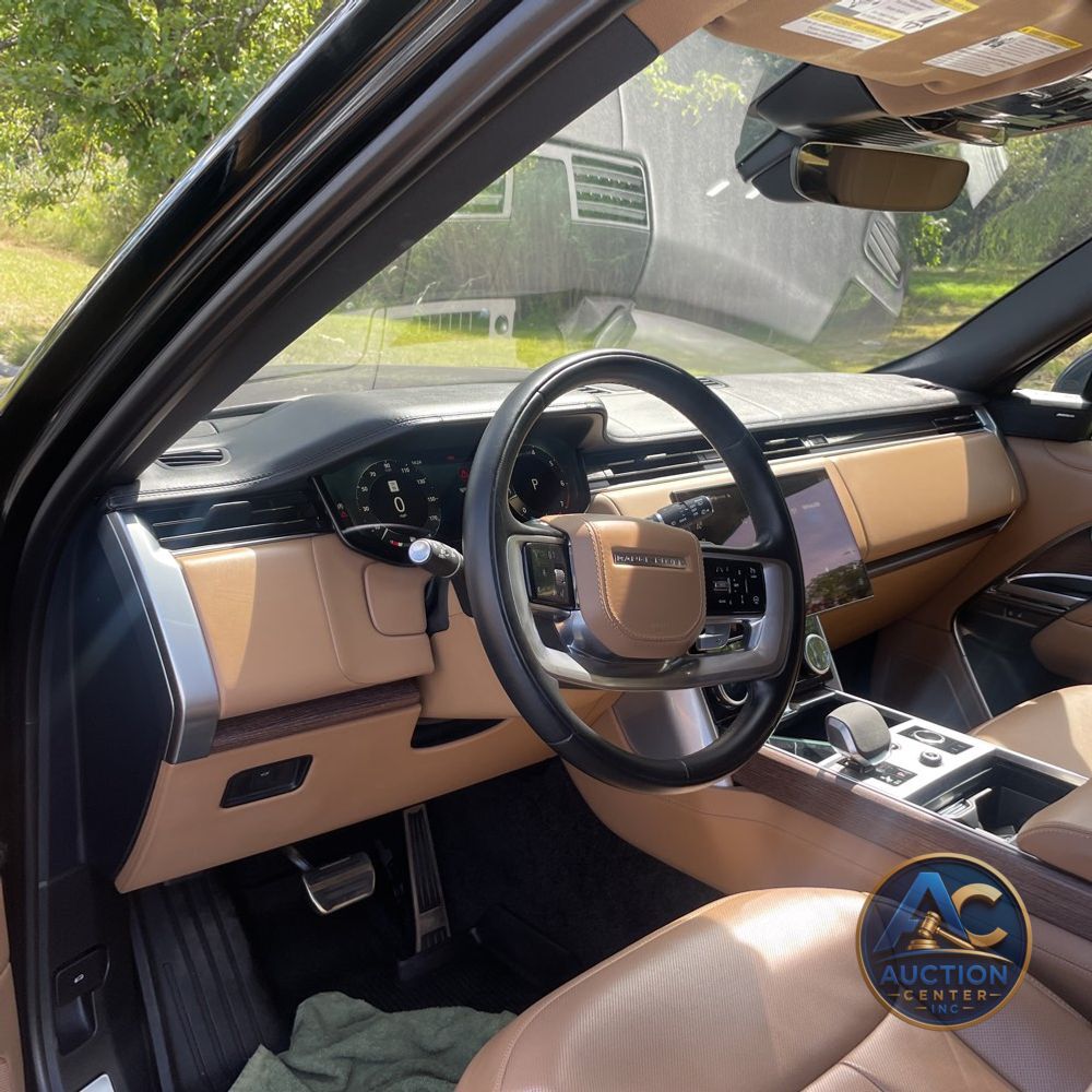 2023 Land Rover Range Rover SE