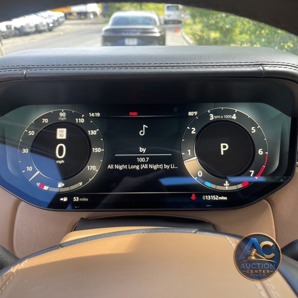2023 Land Rover Range Rover SE