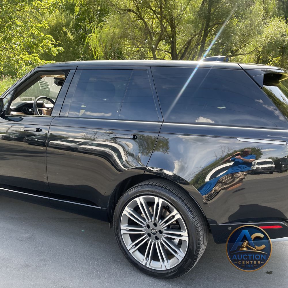 2023 Land Rover Range Rover SE