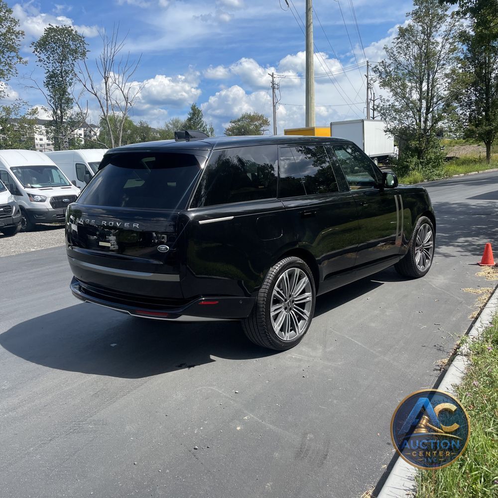 2023 Land Rover Range Rover SE