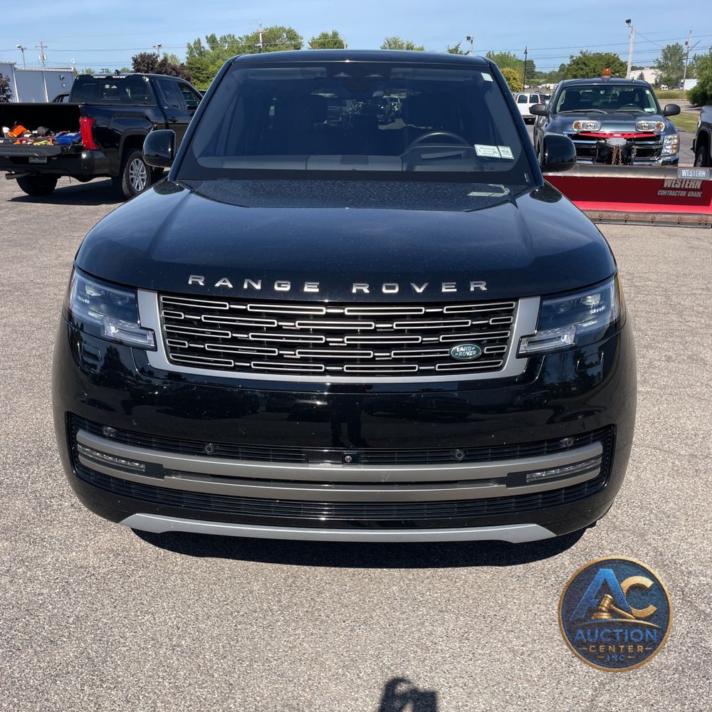 2023 Land Rover Range Rover P530 SE
