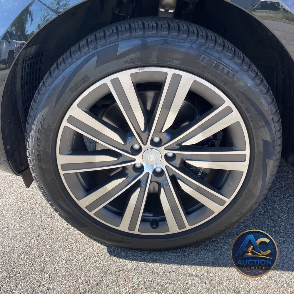2023 Land Rover Range Rover P530 SE