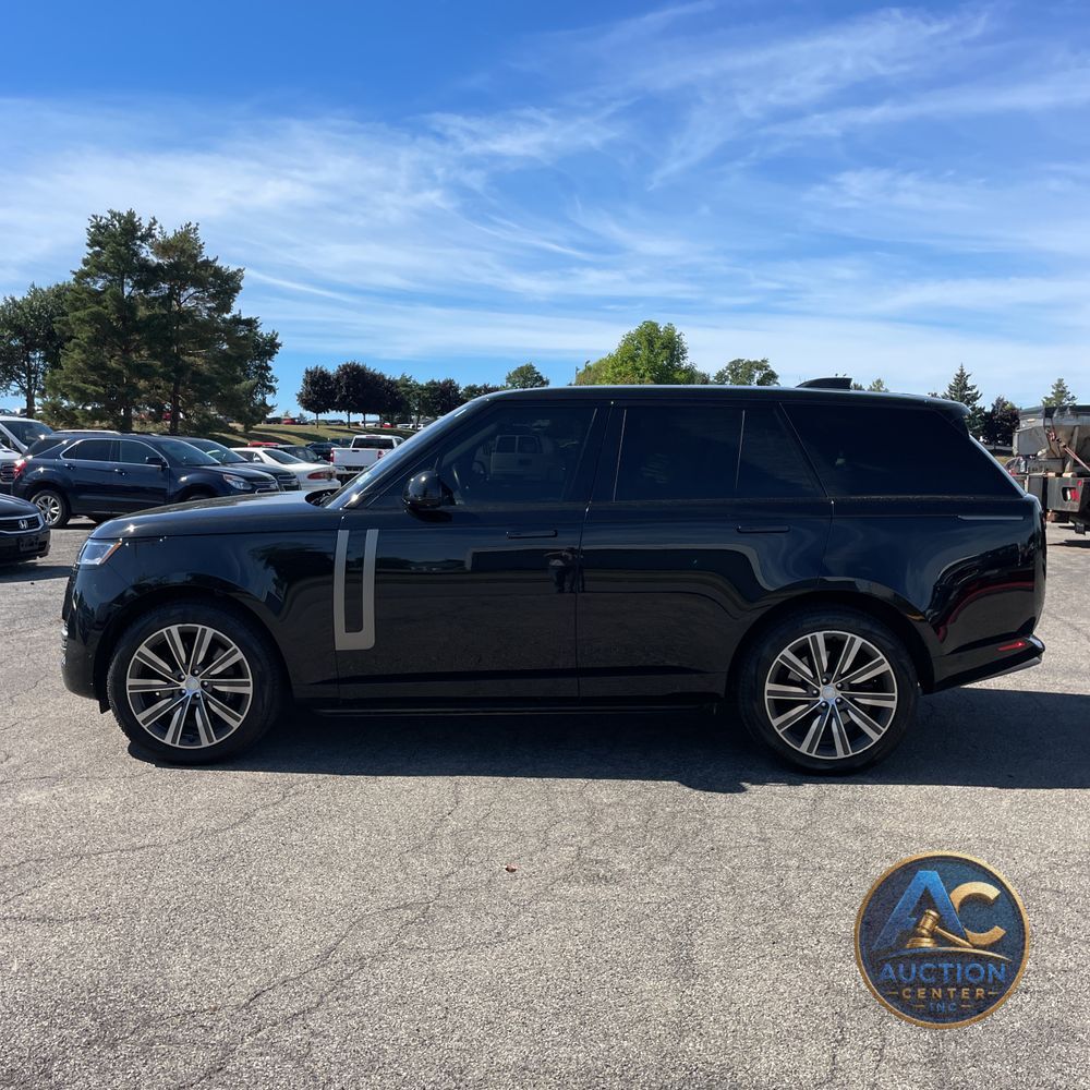 2023 Land Rover Range Rover P530 SE
