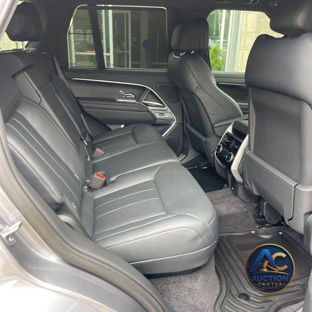 2023 Land Rover Range Rover SE