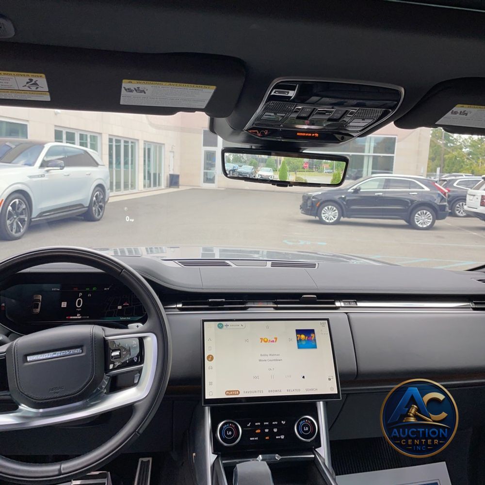 2023 Land Rover Range Rover SE