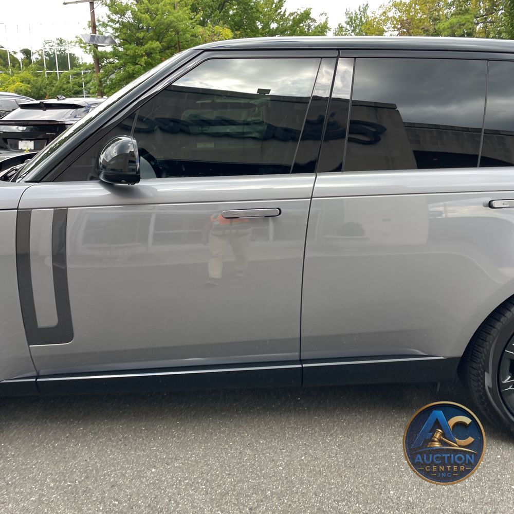 2023 Land Rover Range Rover SE