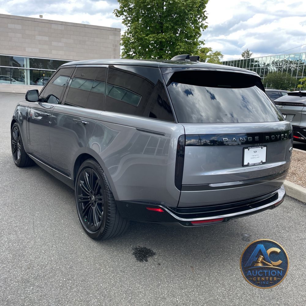 2023 Land Rover Range Rover SE