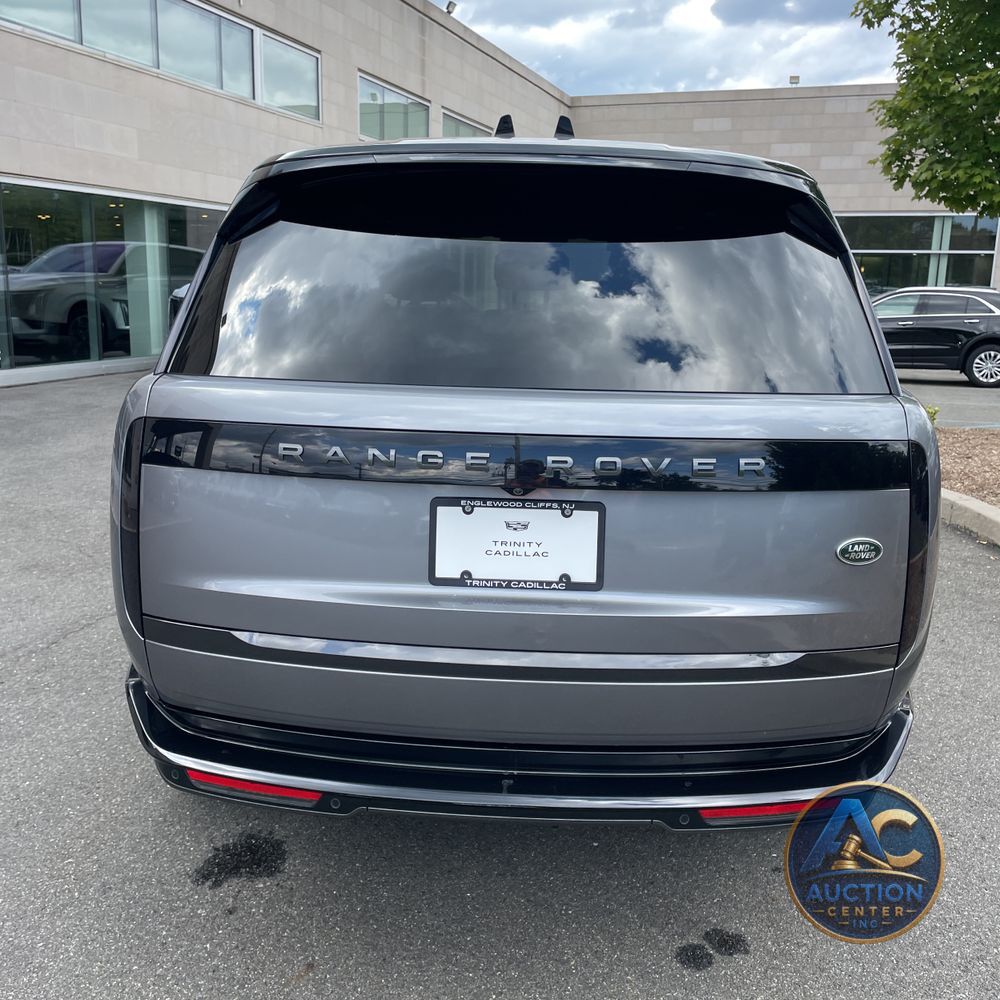 2023 Land Rover Range Rover SE