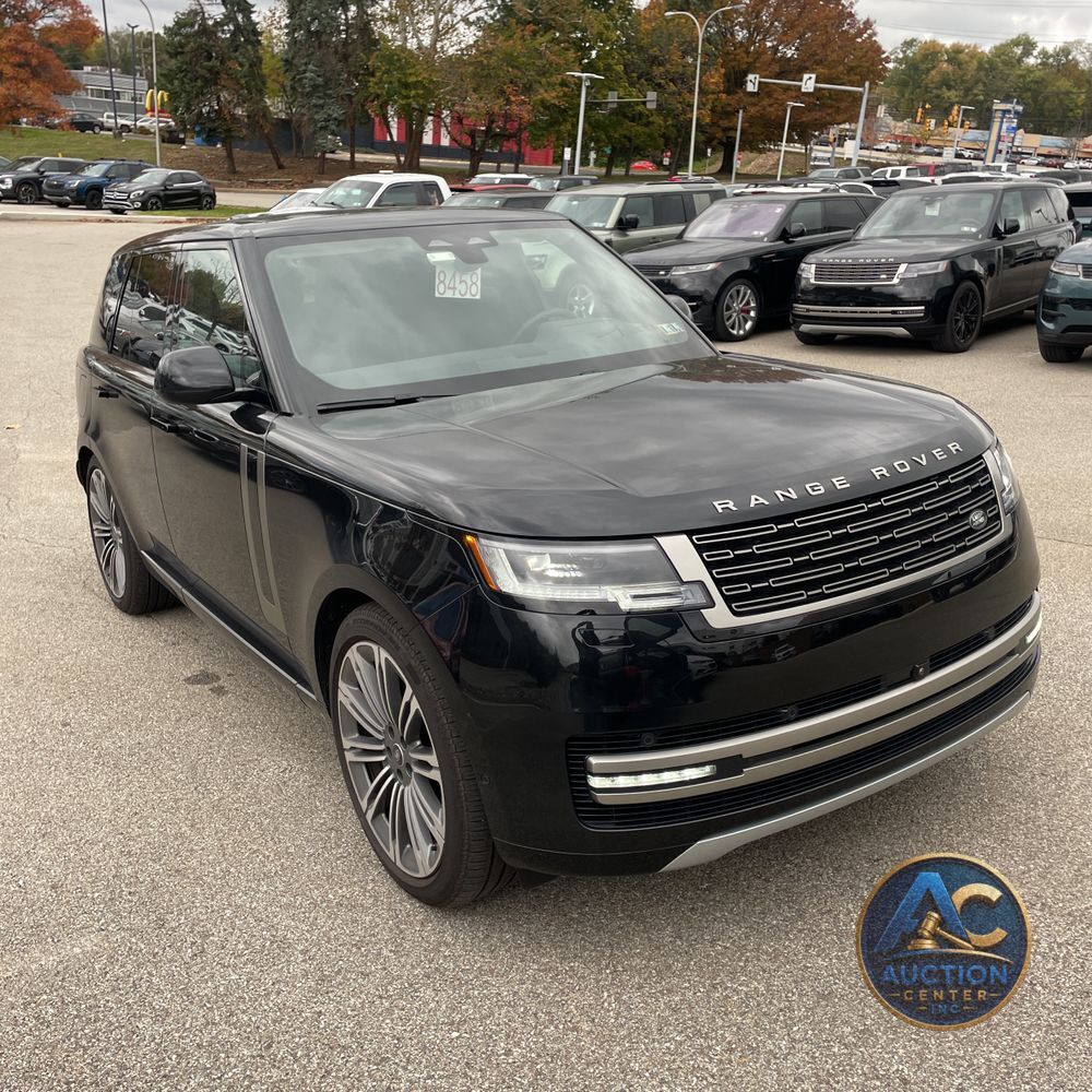 2025 Land Rover Range Rover SE P530