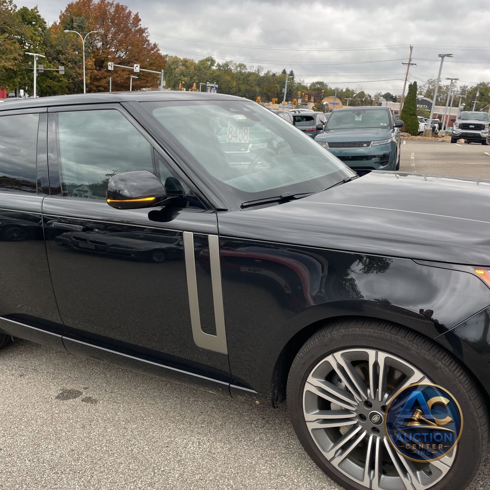 2025 Land Rover Range Rover SE P530