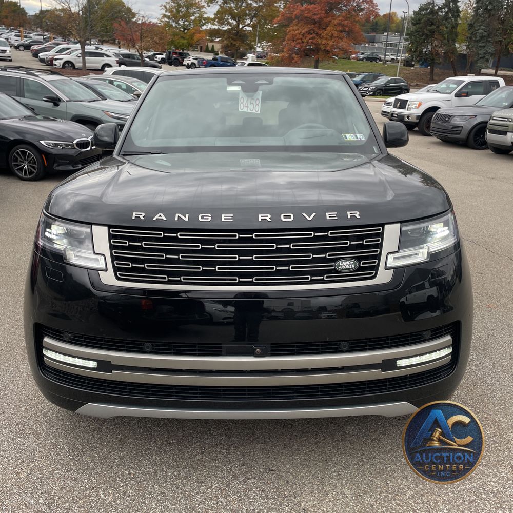 2025 Land Rover Range Rover SE P530