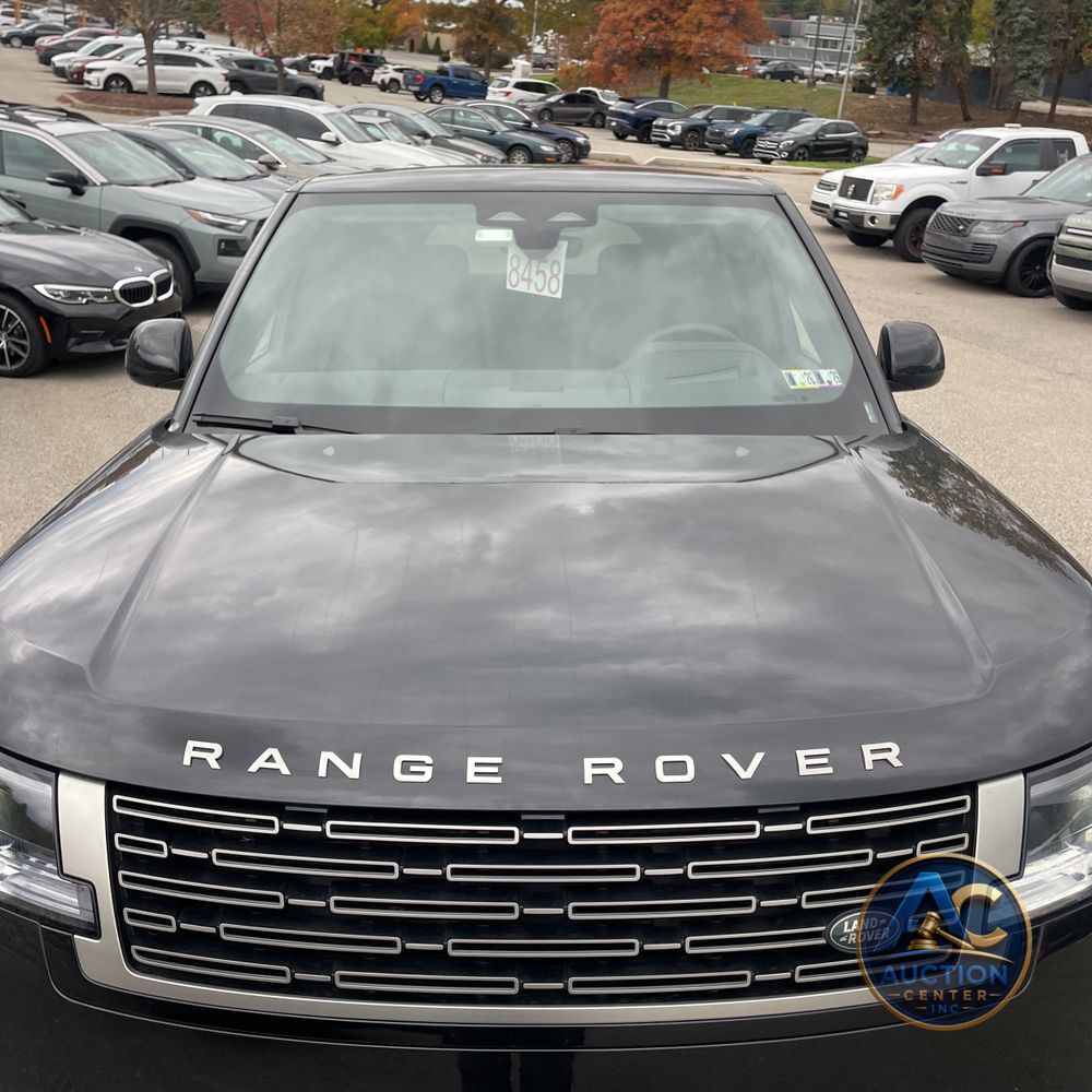 2025 Land Rover Range Rover SE P530