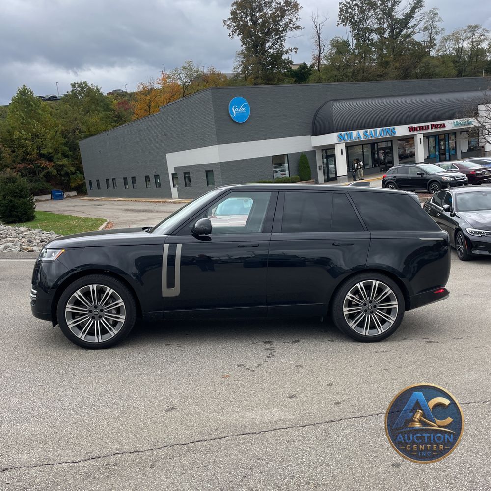 2025 Land Rover Range Rover SE P530