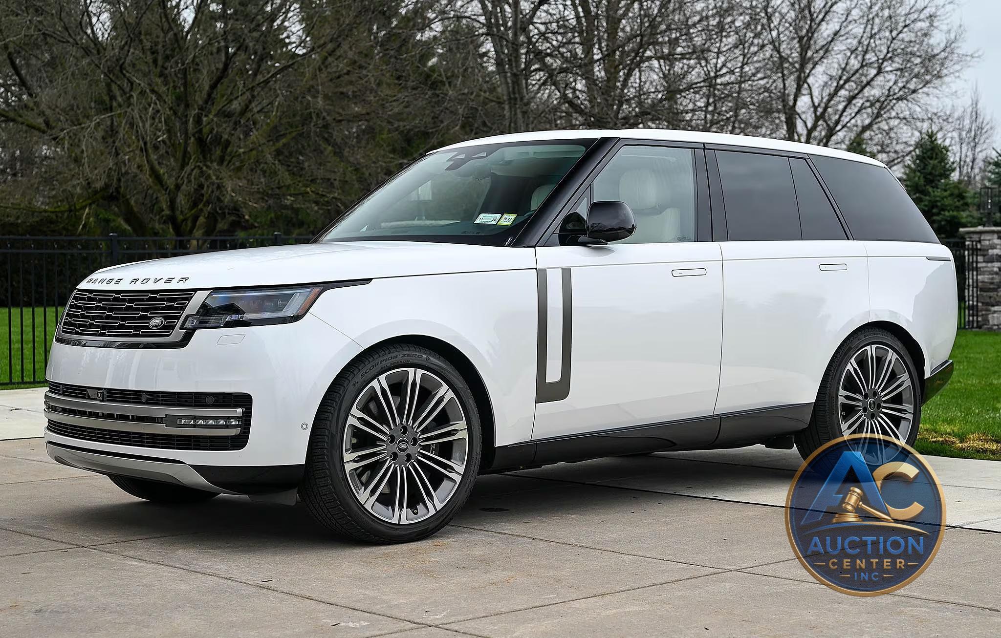 2025 Land Rover Range Rover SE P530