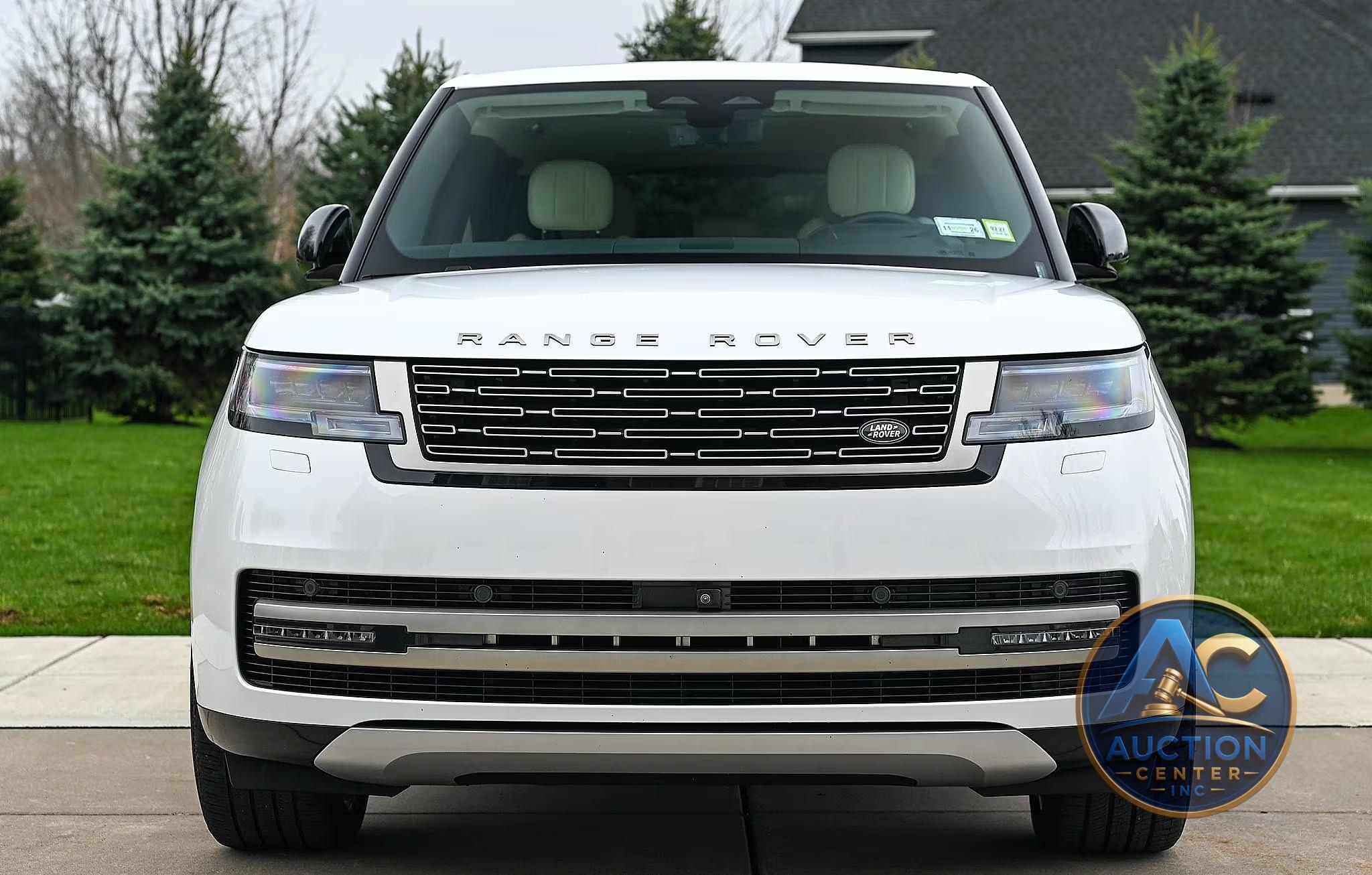 2025 Land Rover Range Rover SE P530