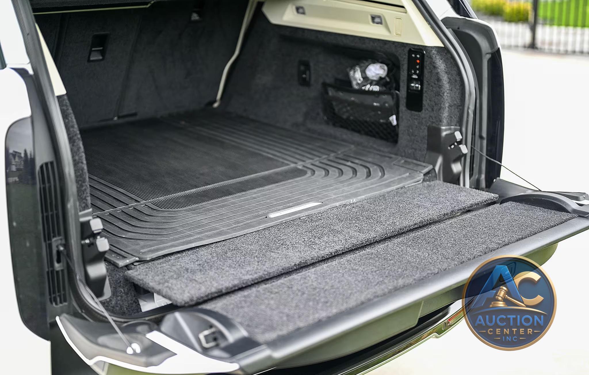 2025 Land Rover Range Rover SE P530