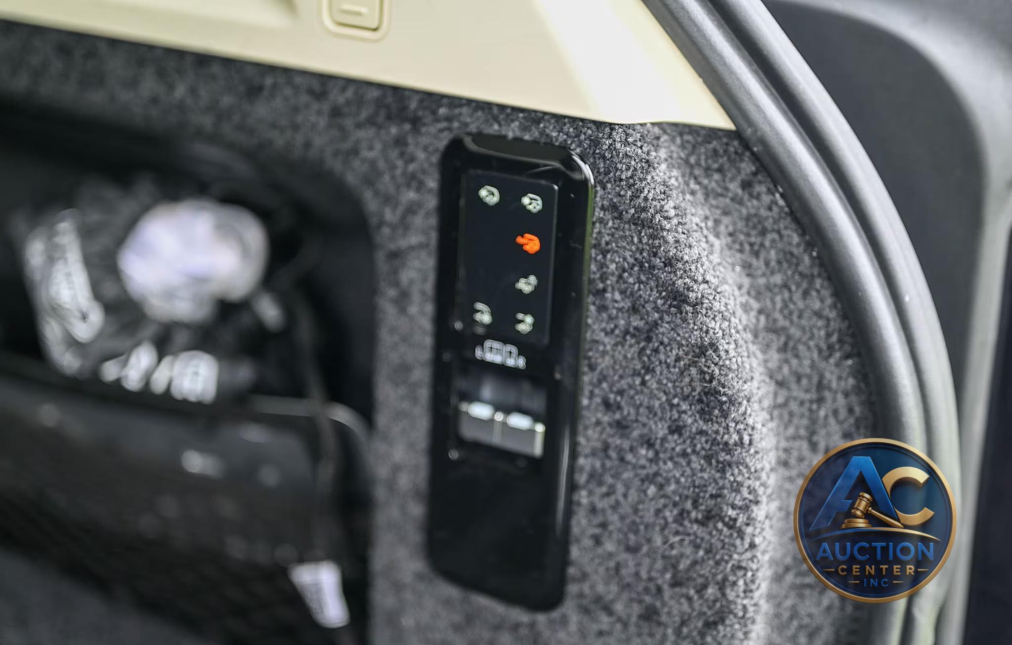 2025 Land Rover Range Rover SE P530