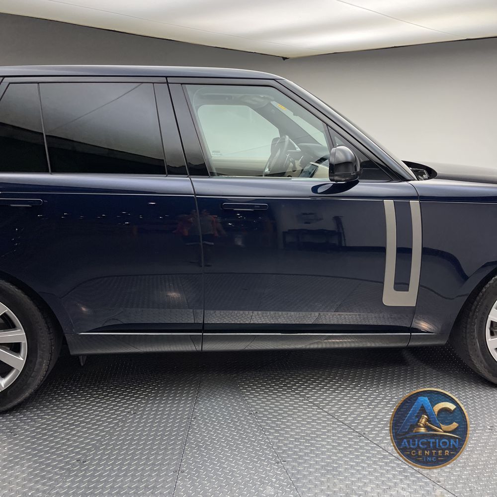 2023 Land Rover Range Rover SE