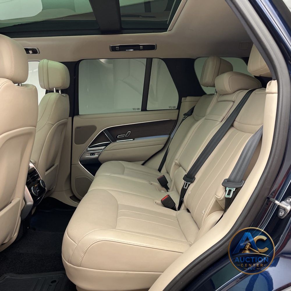 2023 Land Rover Range Rover SE