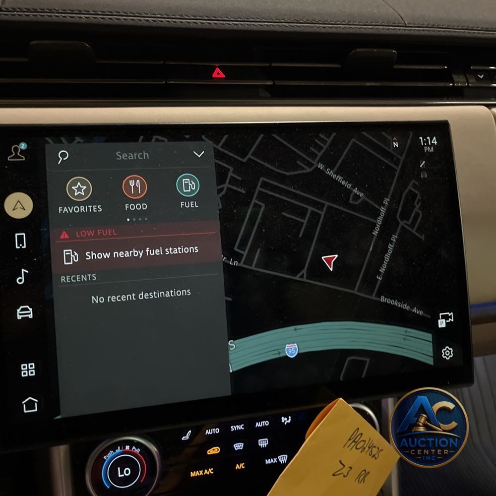 2023 Land Rover Range Rover SE