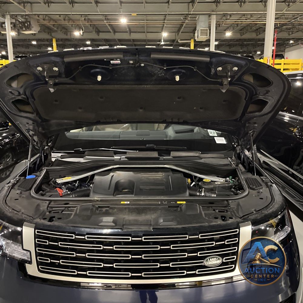 2023 Land Rover Range Rover SE