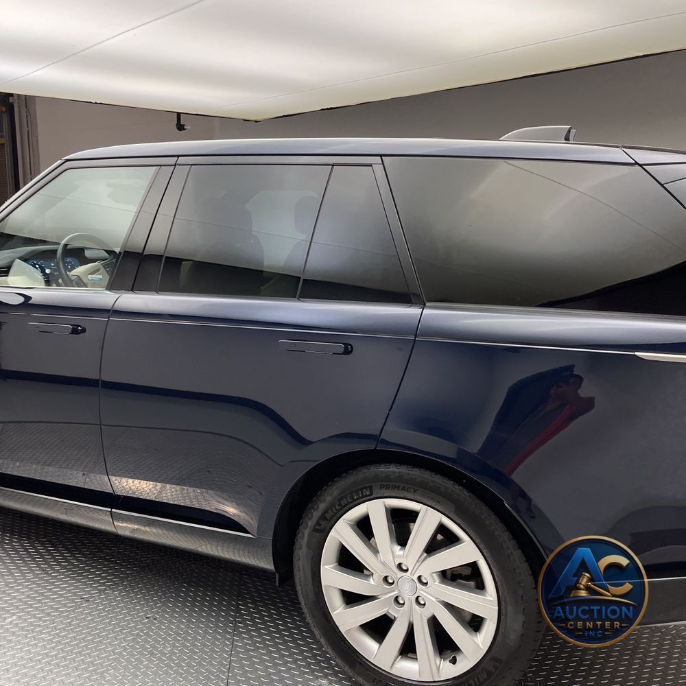 2023 Land Rover Range Rover SE