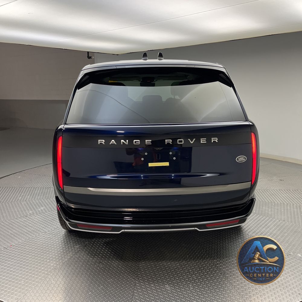2023 Land Rover Range Rover SE