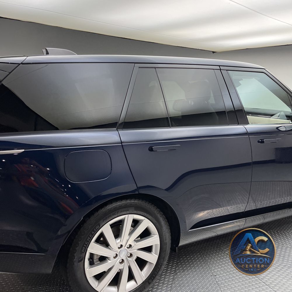 2023 Land Rover Range Rover SE