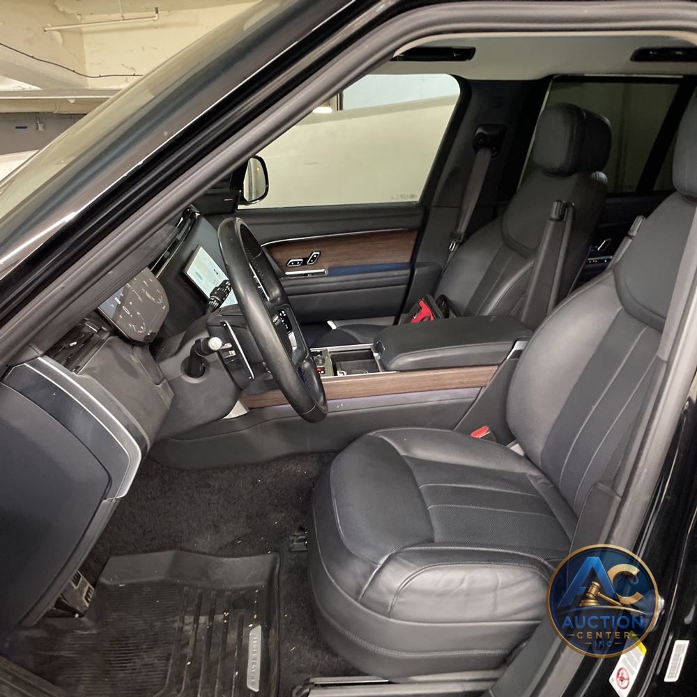 2023 Land Rover Range Rover SE