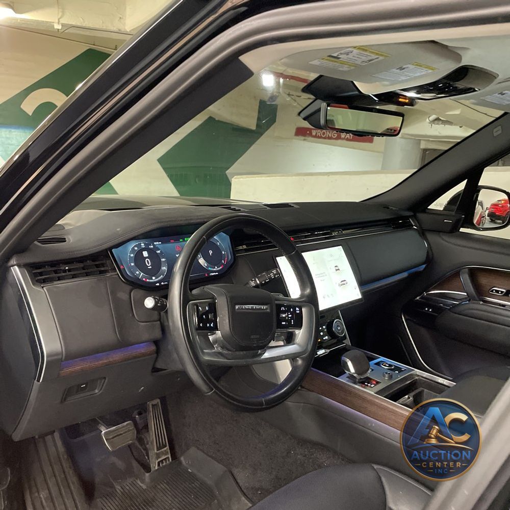 2023 Land Rover Range Rover SE