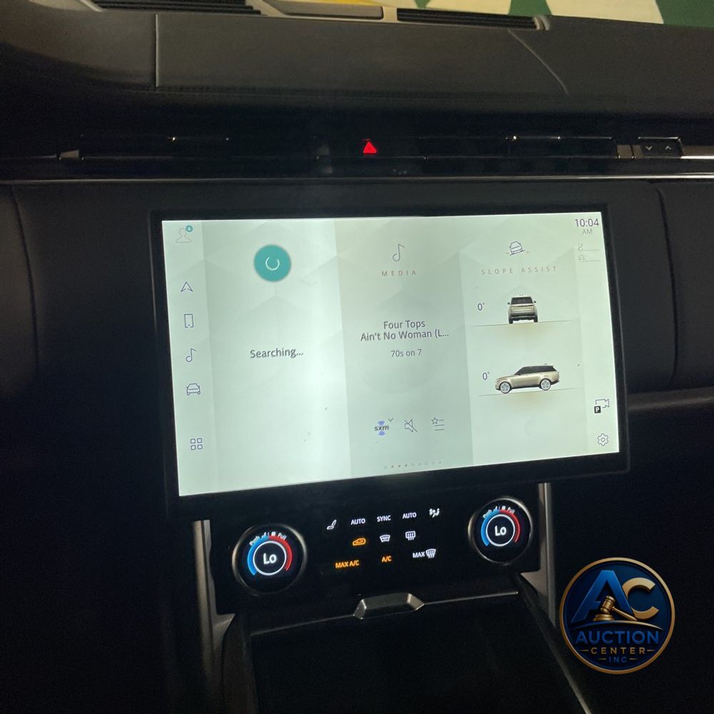 2023 Land Rover Range Rover SE