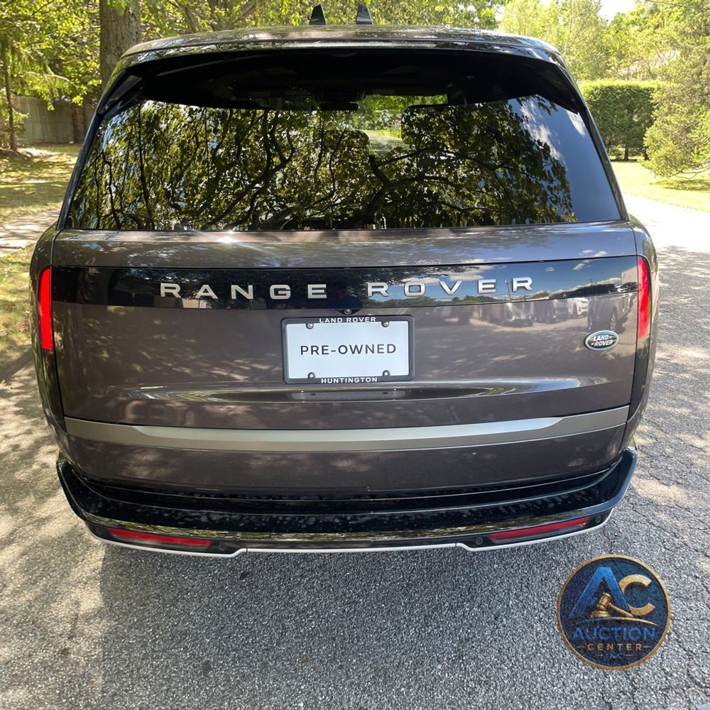 2023 Land Rover Range Rover SE