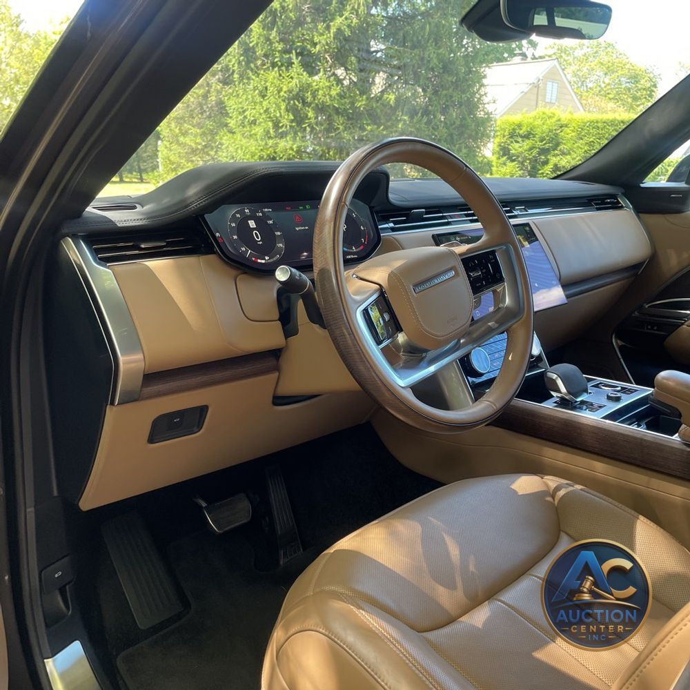 2023 Land Rover Range Rover SE