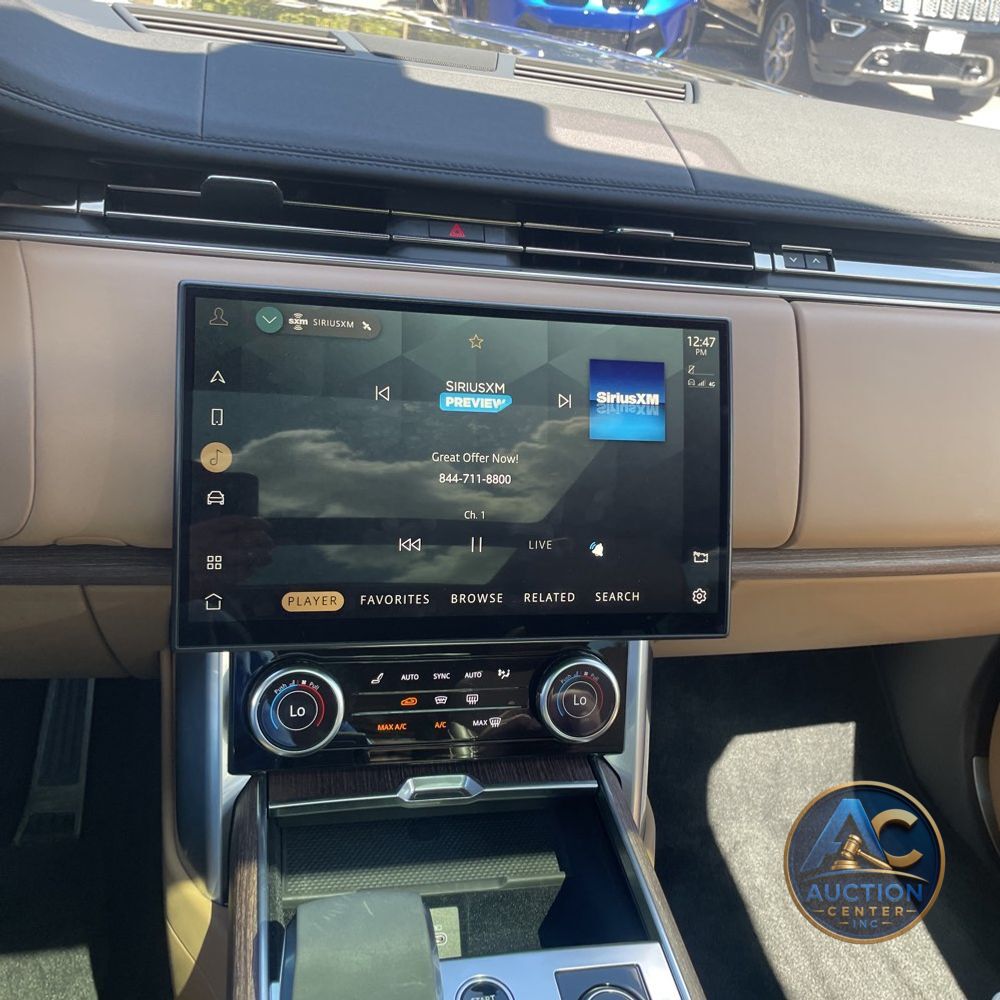 2023 Land Rover Range Rover SE
