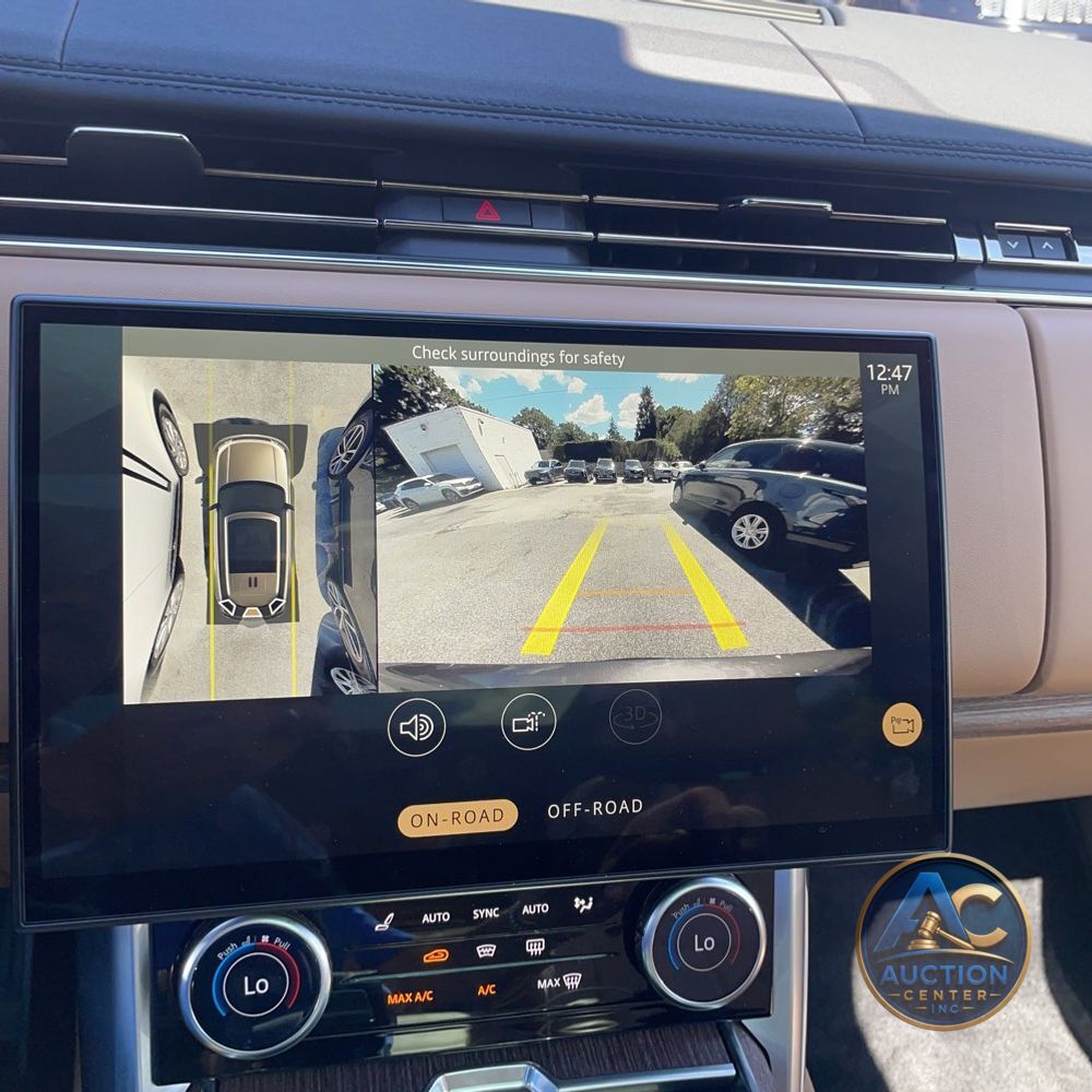 2023 Land Rover Range Rover SE