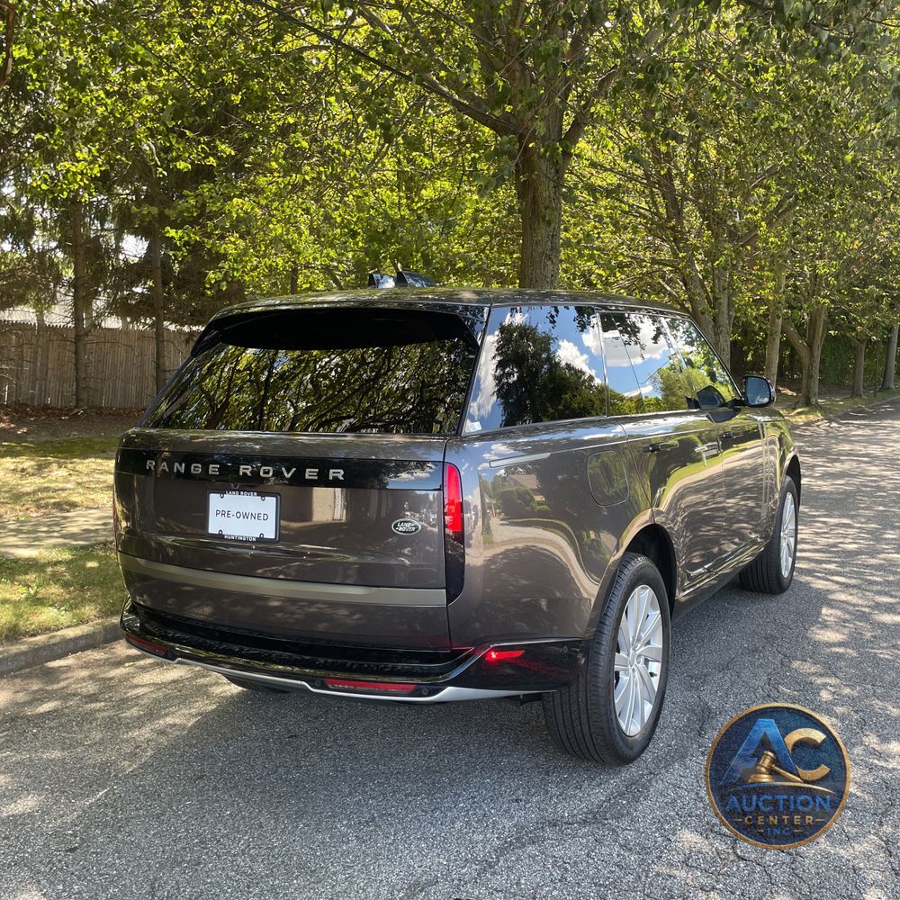 2023 Land Rover Range Rover SE