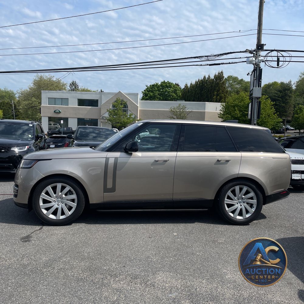 2023 Land Rover Range Rover P400 SE