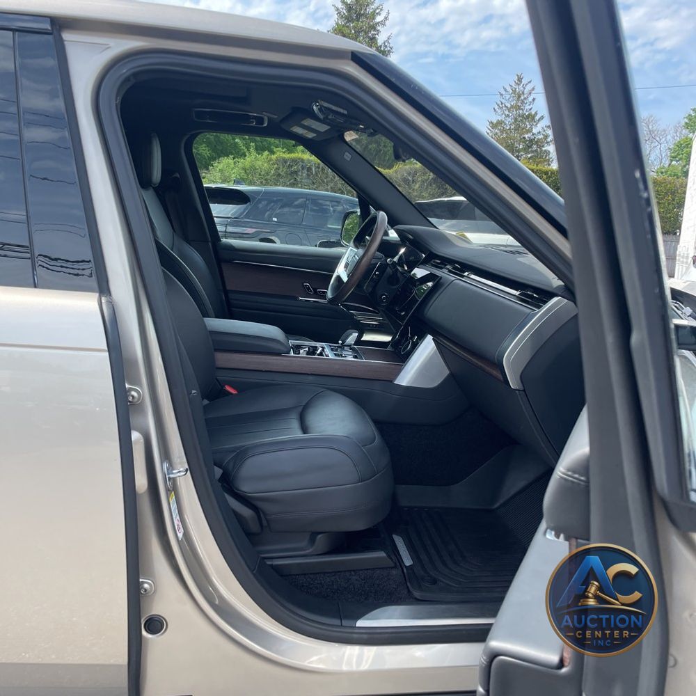 2023 Land Rover Range Rover P400 SE