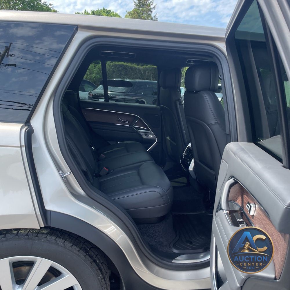 2023 Land Rover Range Rover P400 SE
