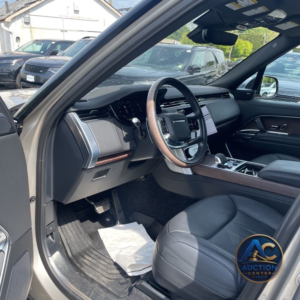 2023 Land Rover Range Rover P400 SE