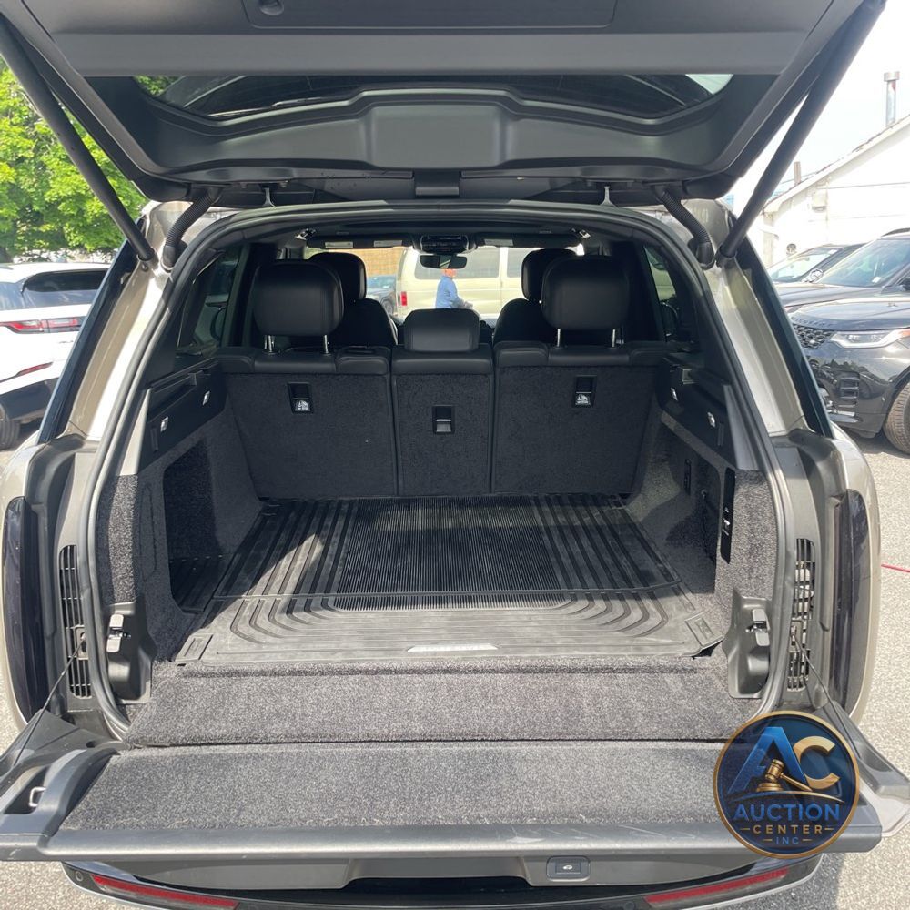 2023 Land Rover Range Rover P400 SE