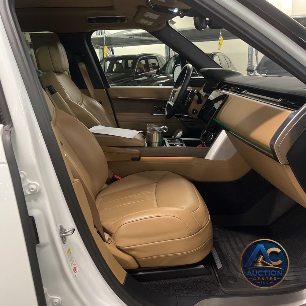 2023 Land Rover Range Rover P400 SE