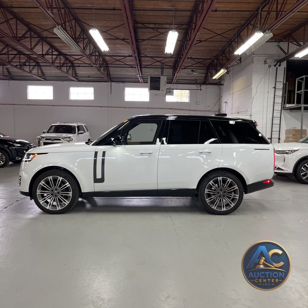 2025 Land Rover Range Rover P400 SE