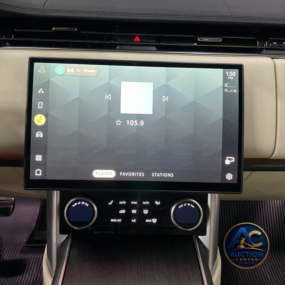 2023 Land Rover Range Rover SE