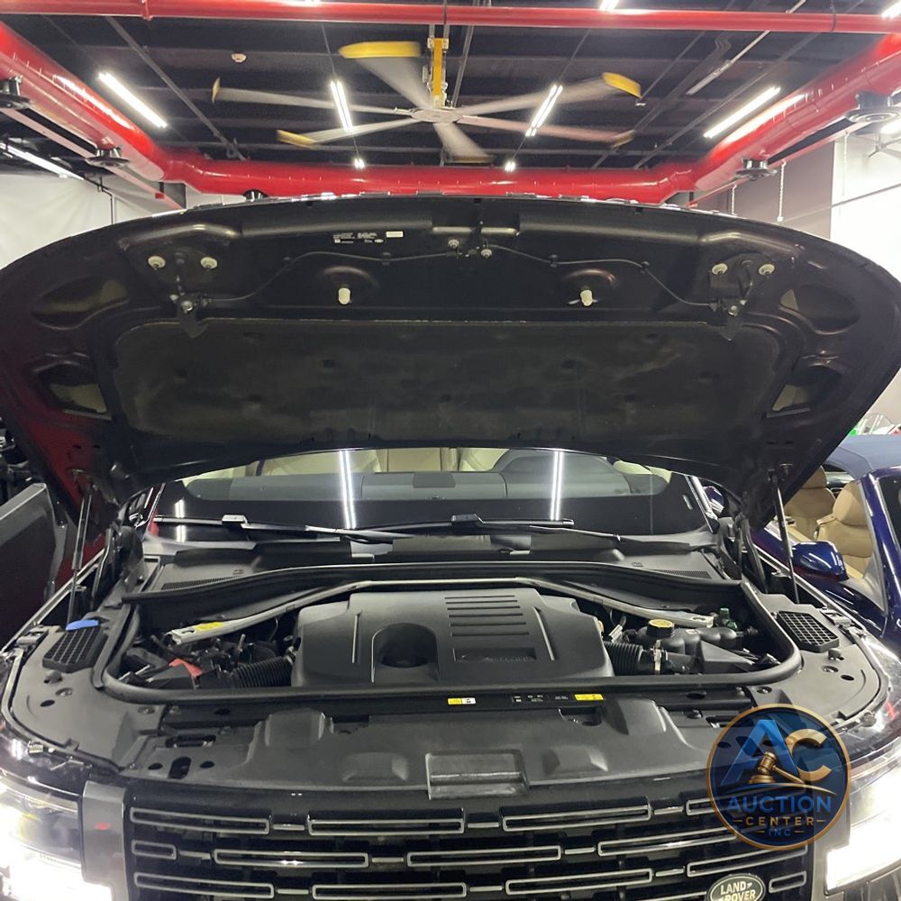 2023 Land Rover Range Rover SE