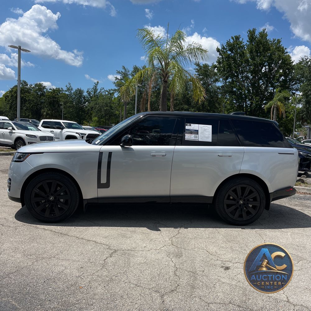 2025 Land Rover Range Rover P400 SE