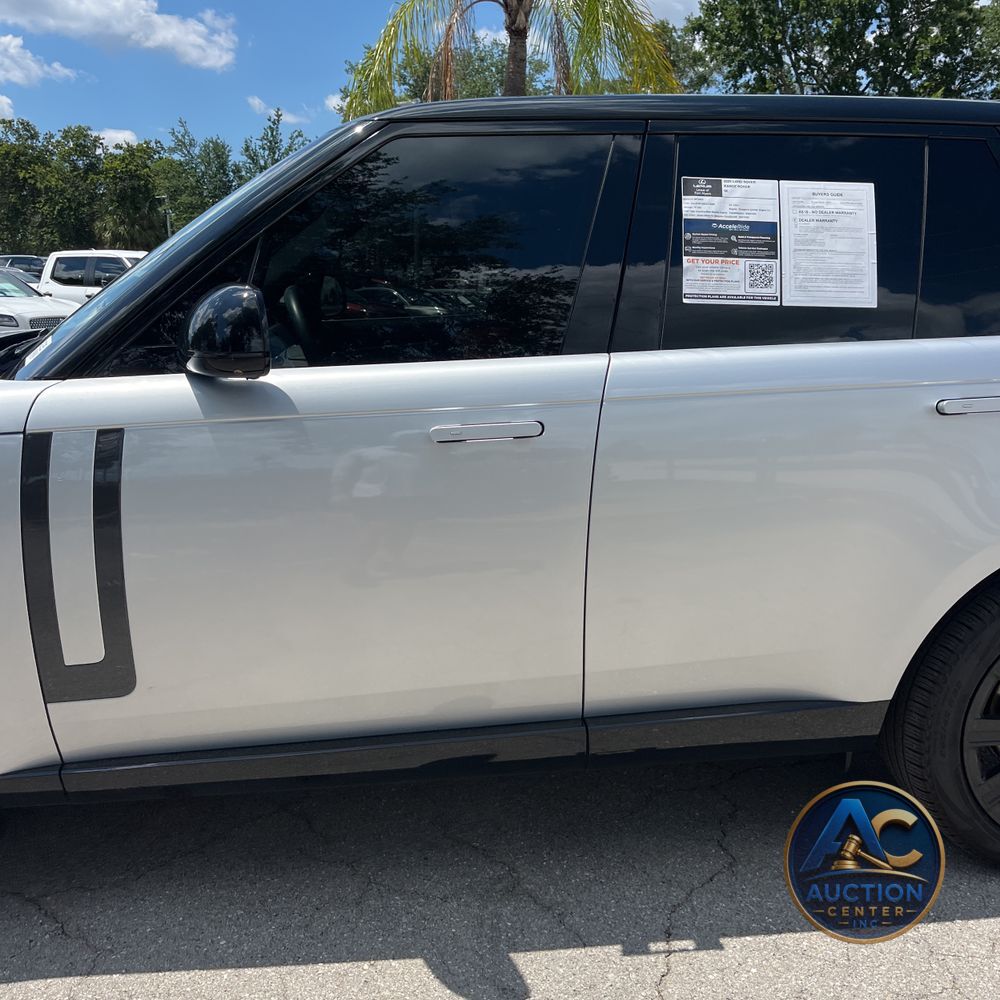 2025 Land Rover Range Rover P400 SE