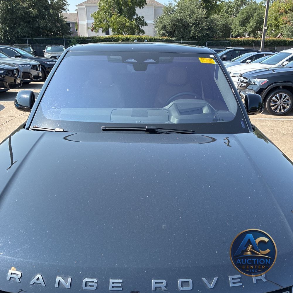 2023 Land Rover Range Rover SE